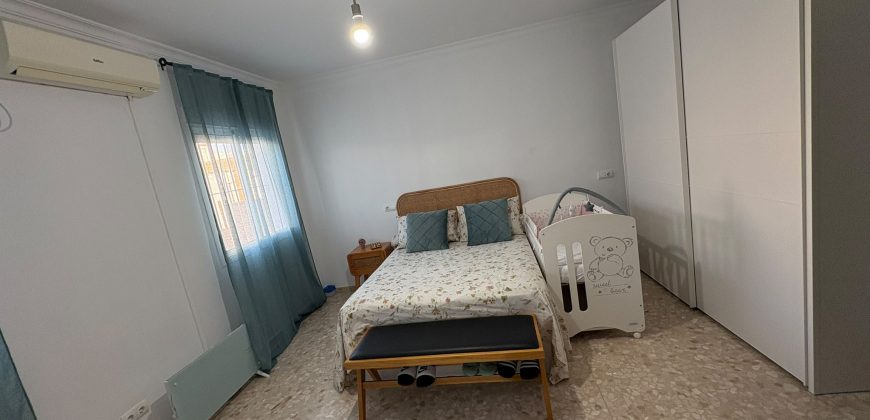 Acogedor Piso con Azotea Privada en zona El Barrio.- Calle Cañuelos!