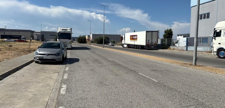 Terreno industrial – Salteras (Polígono Los Llanos)