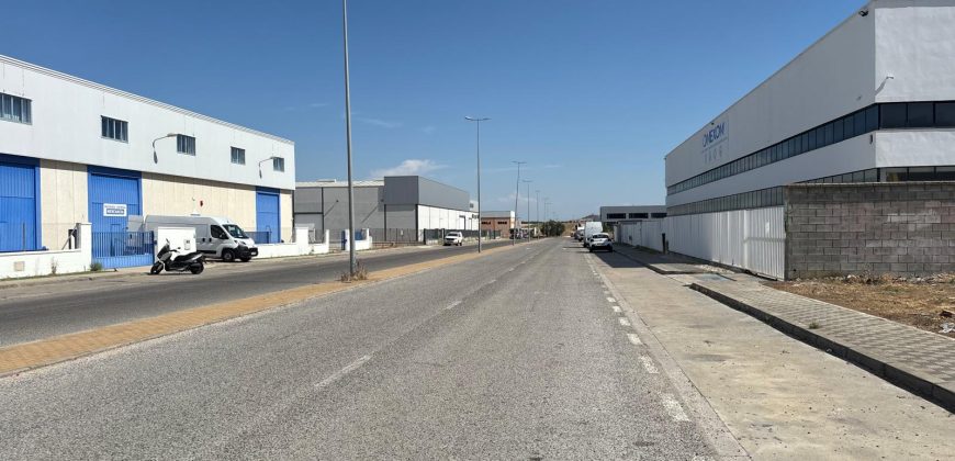 Terreno industrial – Salteras (Polígono Los Llanos)
