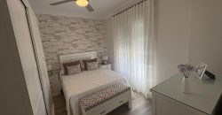 Exclusiva vivienda en Urbanización Privada con Piscina. Calle Romero Ressendi!