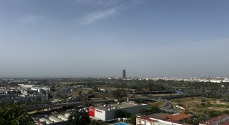 Se vende magnífico dúplex alto en la zona del Monumento, en el Barrio Bajo de San Juan.