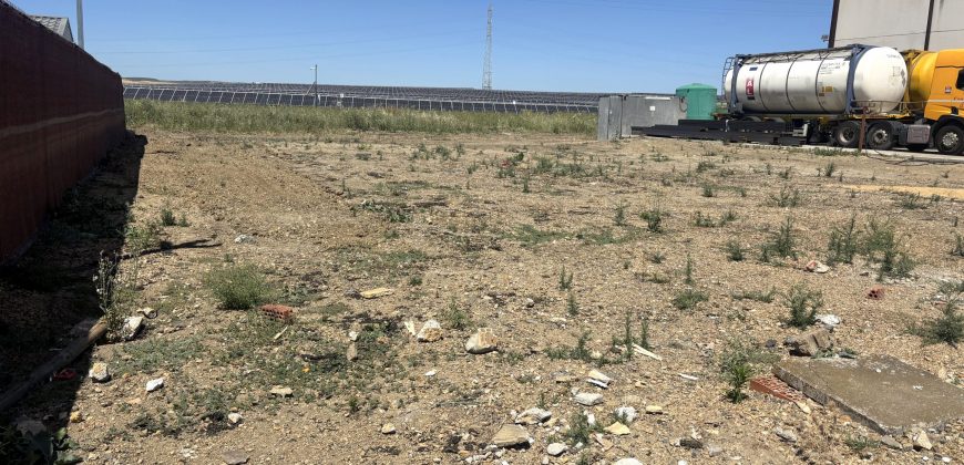 Terreno industrial en Salteras (Pol. Los Llanos)