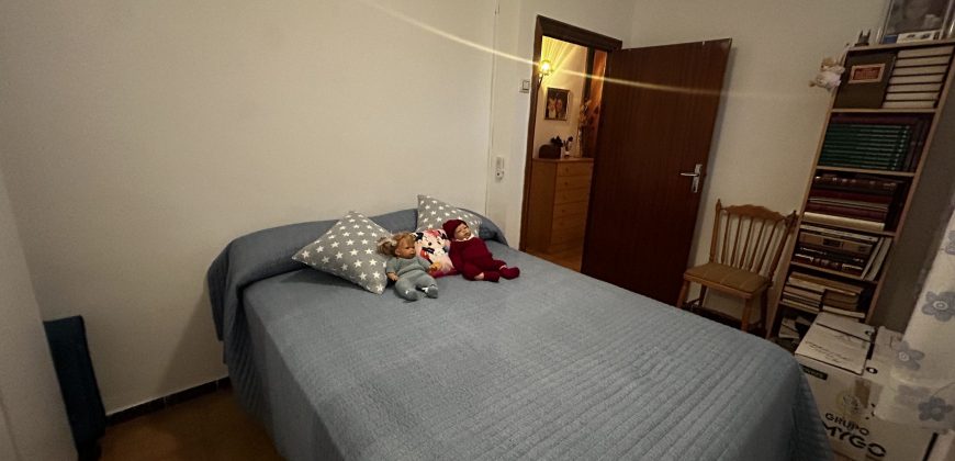 Se vende magnífico dúplex alto en la zona del Monumento, en el Barrio Bajo de San Juan.