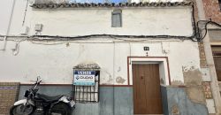CASA PARA DERRIBO EN BARRIO SAN MIGUEL