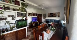 Se vende magnífico dúplex alto en la zona del Monumento, en el Barrio Bajo de San Juan.