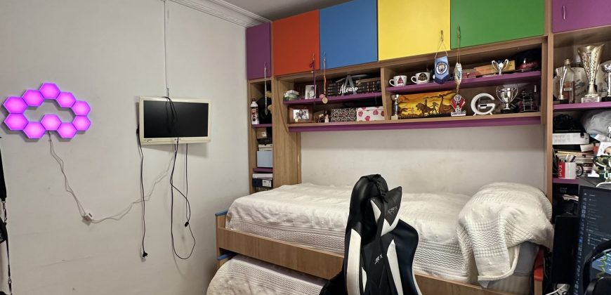ESPECTACULAR VIVIENDA EN BARRIO LA GUITA