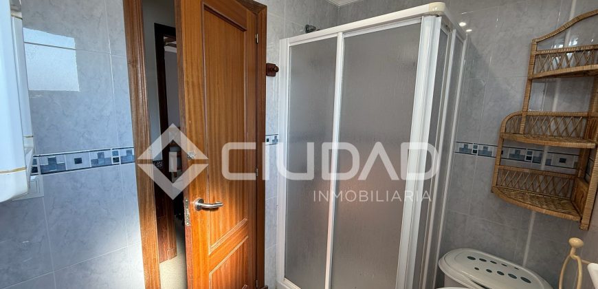 PISO ZONA REGLA- CHIPIONA