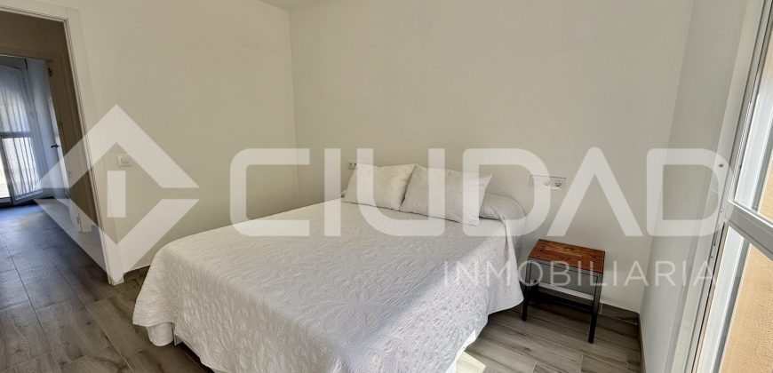 Casa adosada totalmente reformada en Zona Bulevar