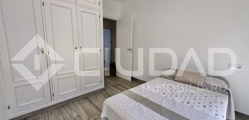 Casa adosada totalmente reformada en Zona Bulevar