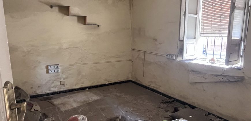 CASA EN PLANTA BAJA PARA REFORMAR EN EL ARENAL