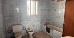 CASA EN PLANTA BAJA PARA REFORMAR EN EL ARENAL