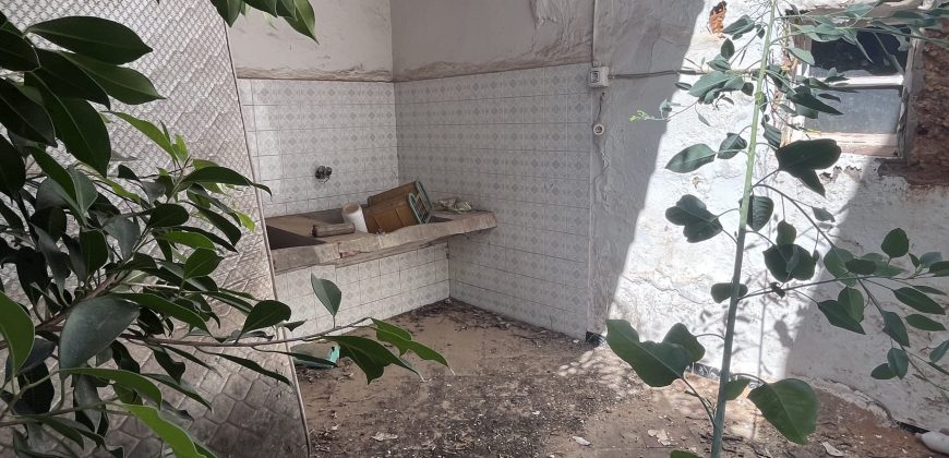 CASA EN PLANTA BAJA PARA REFORMAR EN EL ARENAL