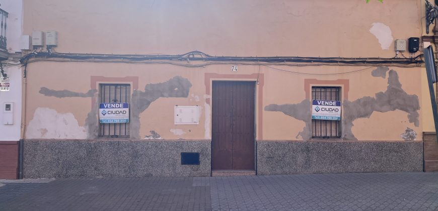 CASA EN PLANTA BAJA PARA REFORMAR EN EL ARENAL