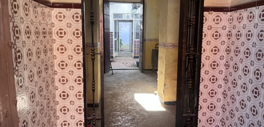 CASA EN PLANTA BAJA PARA REFORMAR EN EL ARENAL