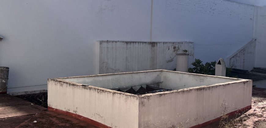 CASA EN PLANTA BAJA PARA REFORMAR EN EL ARENAL