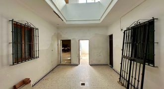 CASA CÉNTRICA EN PLANTA BAJA