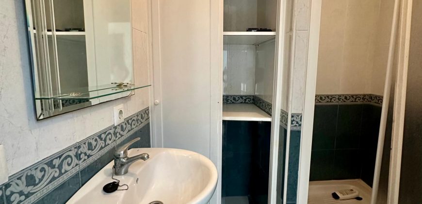CASA CÉNTRICA EN PLANTA BAJA