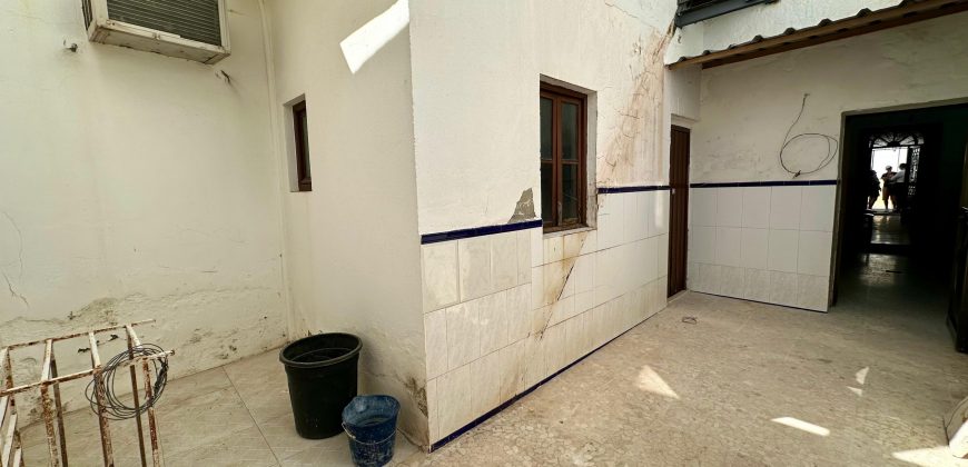CASA CÉNTRICA EN PLANTA BAJA