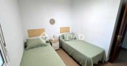Piso junto a la playa, Las Piletas