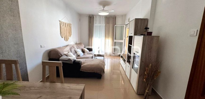 Piso junto a la playa, Las Piletas