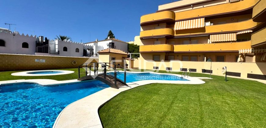 Piso junto a la playa, Las Piletas