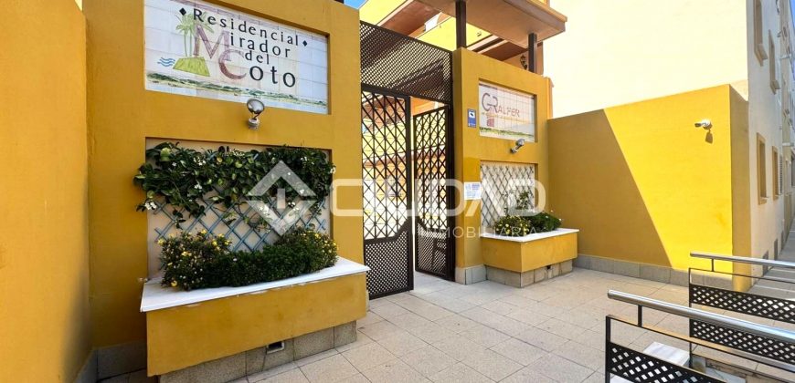 Piso junto a la playa, Las Piletas