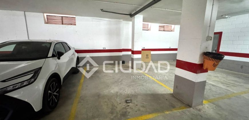 Piso junto a la playa, Las Piletas