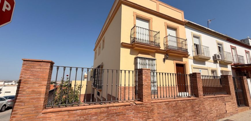 Magnifica Casa En Zona La Victoria! Calle Miguel Hernández. Morón!
