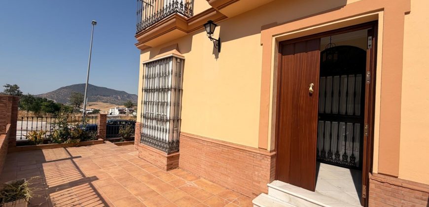 Magnifica Casa En Zona La Victoria! Calle Miguel Hernández. Morón!