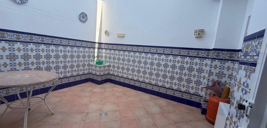 Magnifica Casa En Zona La Victoria! Calle Miguel Hernández. Morón!