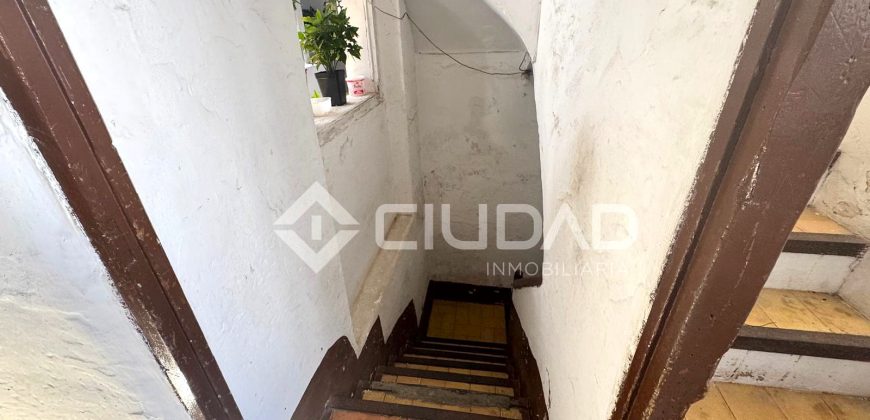 Casa a reformar en Barrio Alto- Casco Antiguo