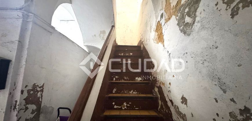 Casa a reformar en Barrio Alto- Casco Antiguo