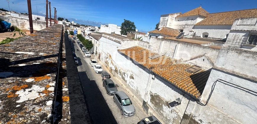 Casa a reformar en Barrio Alto- Casco Antiguo