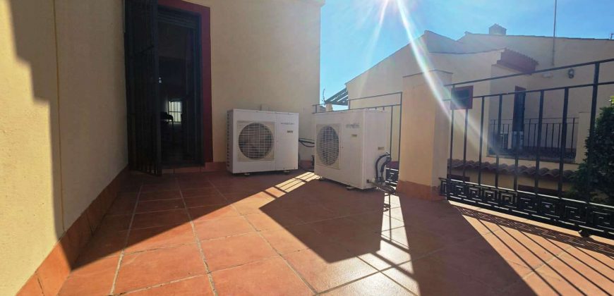 Chalet pareado – Bormujos