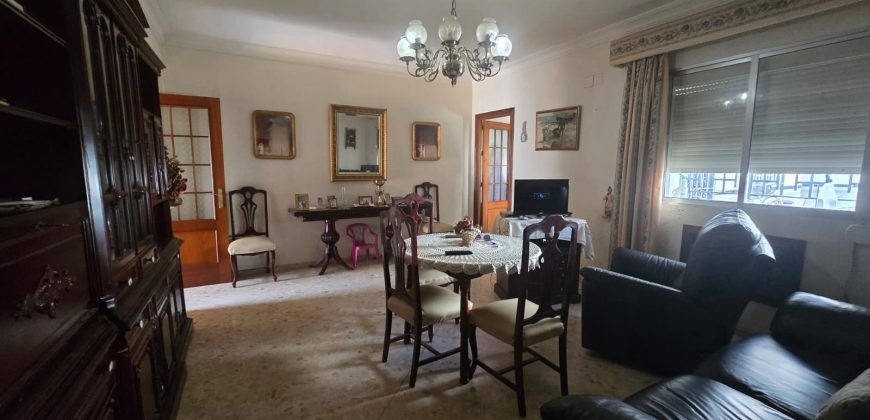 Casa en esquina – Bormujos