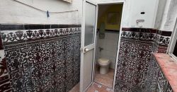 Oportunidad de Casa de Dos Plantas con Azotea y Trastero en Excelente Ubicación!