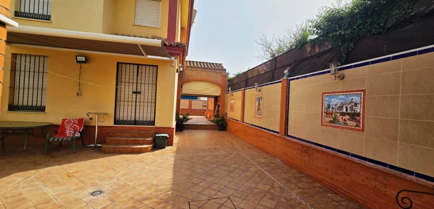 Chalet independiente – Bormujos