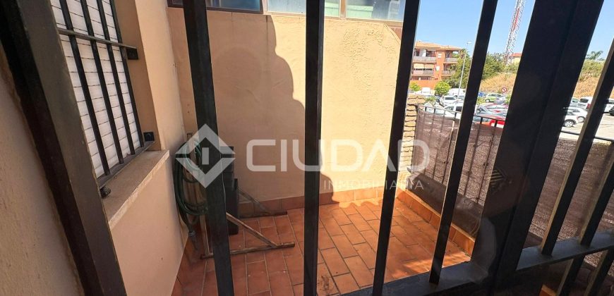 Adosado con patio en Pino Alto
