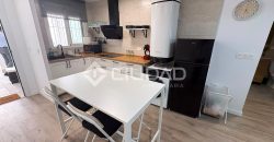 Piso con PATIO Y GARAJE de reciente construcción