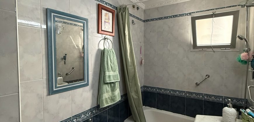 PISO GARAJE, ASCENSOR Y PISCINA