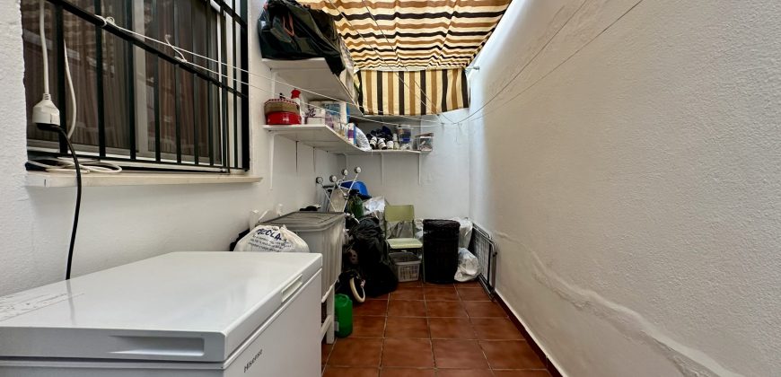 PISO BAJO DE 3 HABITACIONES