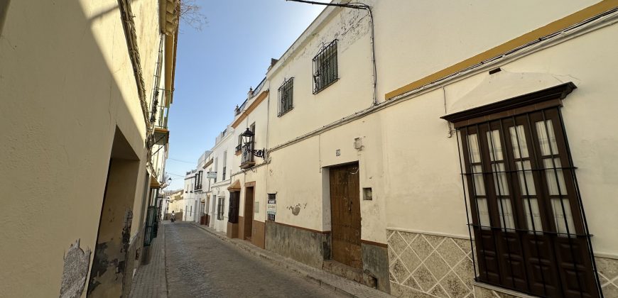 CASA PARA DERRIBO EN CALLE SAN MIGUEL