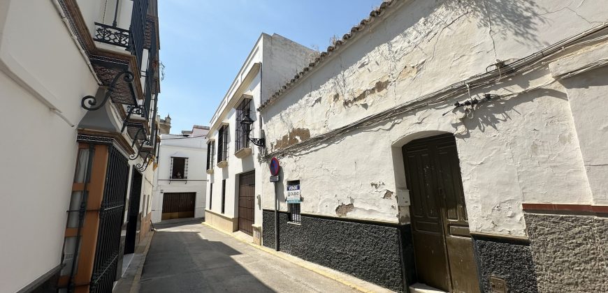 CASA PARA DERRIBO EN BARRIO SAN MIGUEL