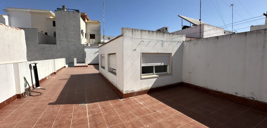 GRAN VIVIENDA EN PLANTA BAJA