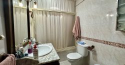 PISO BAJO DE 3 HABITACIONES