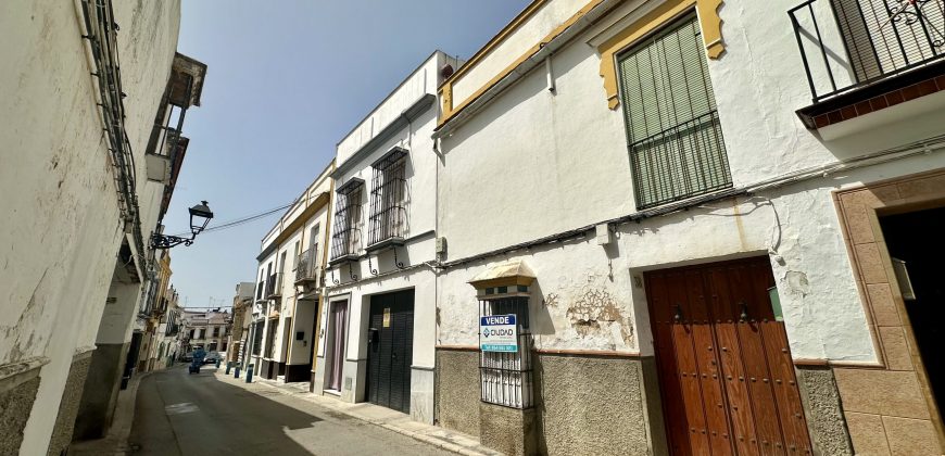CASA PARA REFORMA EN CALLE QUEMÁ
