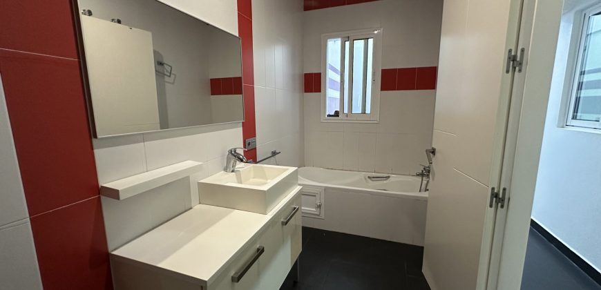 GRAN VIVIENDA EN PLANTA BAJA