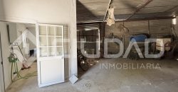 En venta Nave en esquina con terreno urbano en El Berral – Trebujena