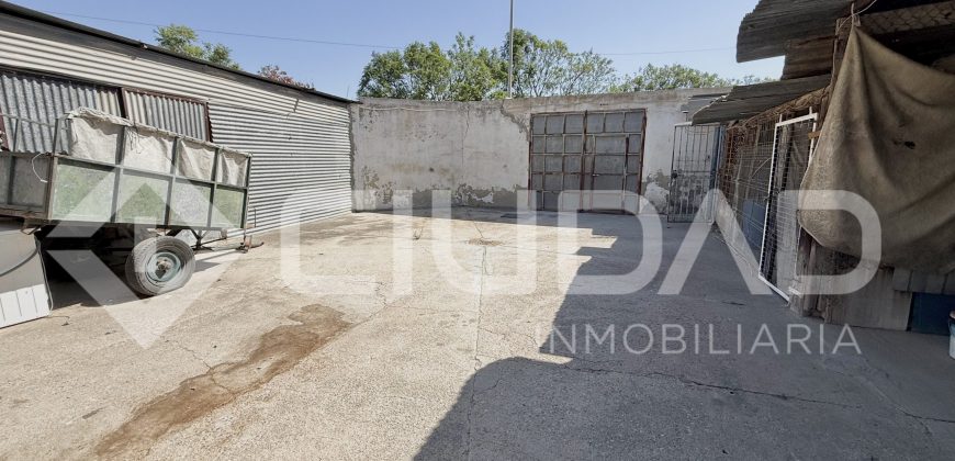 En venta Nave en esquina con terreno urbano en El Berral – Trebujena