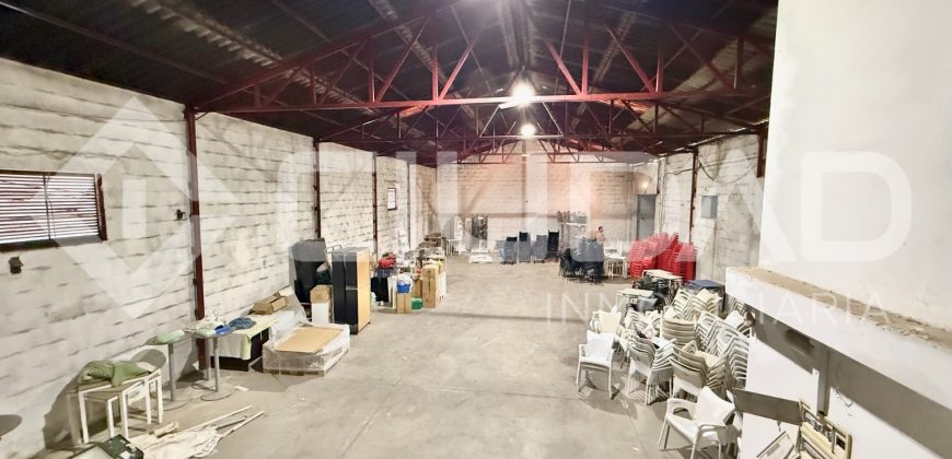 Nave industrial en venta – Avda. Tomasetti, Lebrija